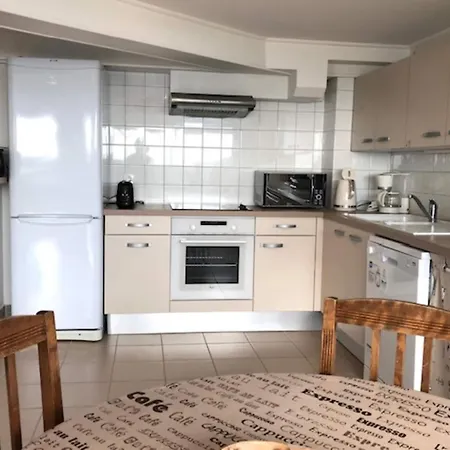 1-bedroom With View Of Private