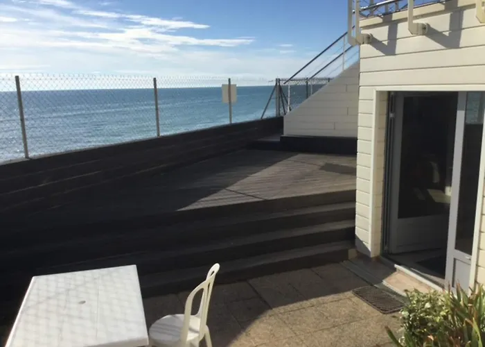 1-bedroom With View Of Private * Agon-Coutainville